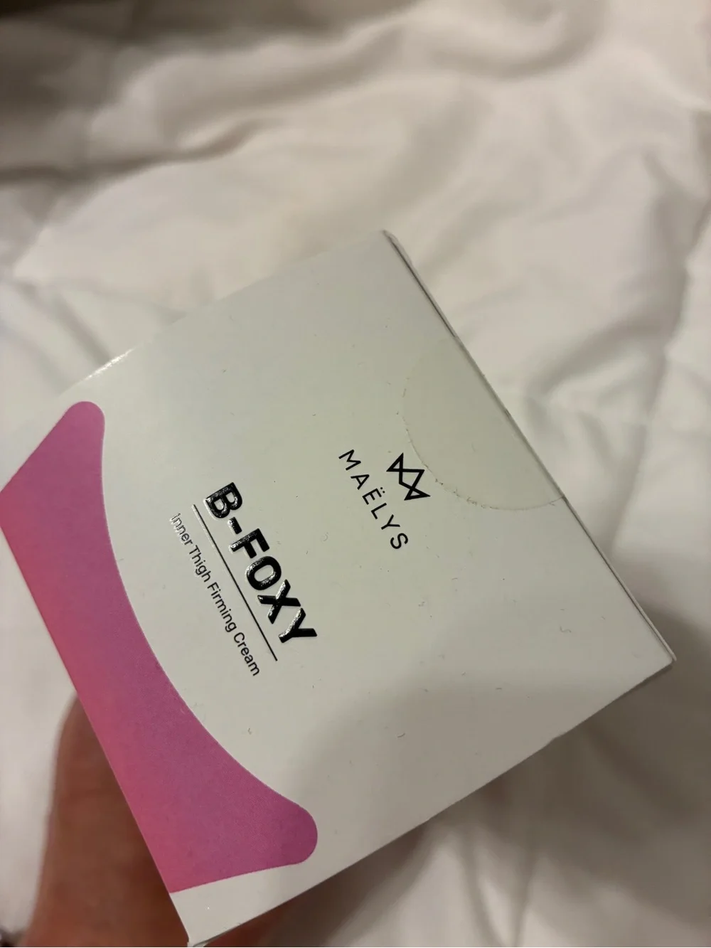 B-FOXY Inner Thigh Firming Cream — Maëlys (Pink to Orange Gradient)